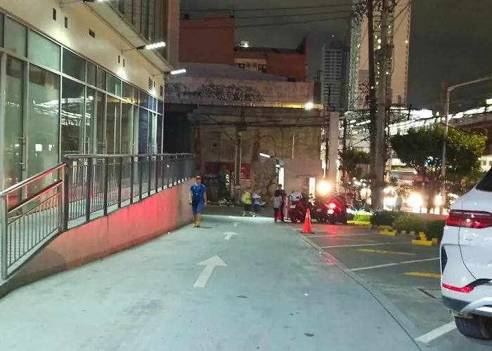 Richgold Staycation Place-urban Deca Towers Cubao * Manila